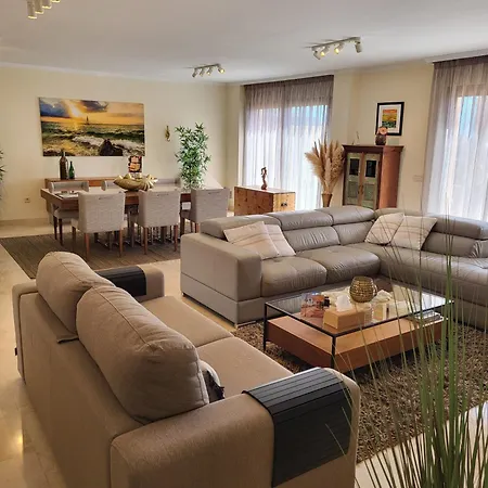 아파트 Luxe Penthouse 카사레스