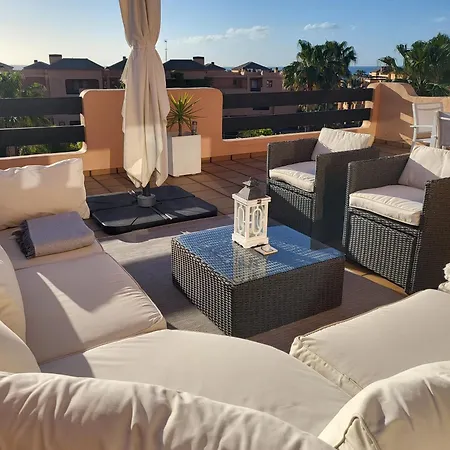 Luxe Penthouse 아파트 *
