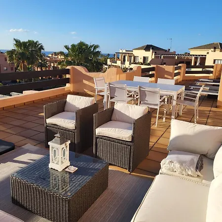 Luxe Penthouse 아파트 카사레스